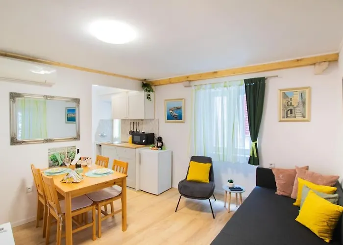 Apartment In The Old Town Of Trogir