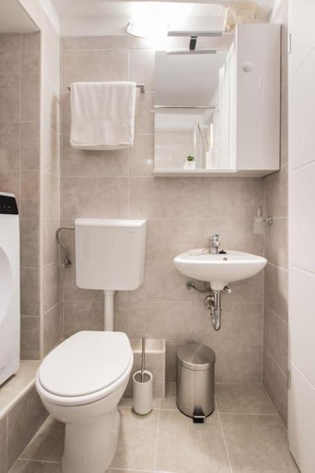 Apartman In The Old Town Of